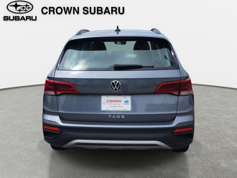 Used 2023 Volkswagen Taos S FWD image 4
