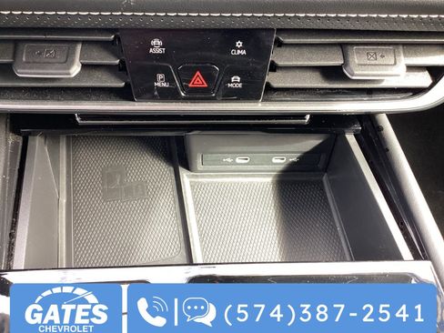 Used 2024 Volkswagen Atlas SE image 24