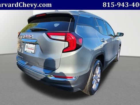 Used 2024 GMC Terrain SLT FWD image 4