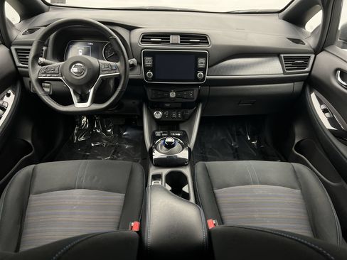 Used 2019 Nissan Leaf SV Plus w/ SV Plus Technology Package FWD image 14
