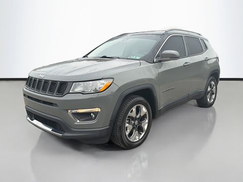 Used 2019 Jeep Compass Limited w/ Advanced Safety Group image 7