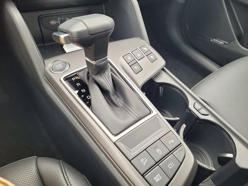 New 2026 Kia Sportage SX FWD image 10