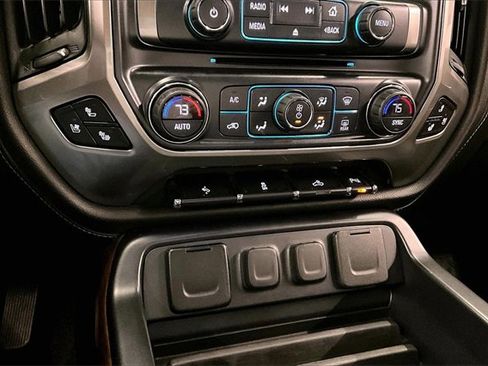 Used 2018 Chevrolet Silverado 1500 LTZ w/ Sport Package image 27