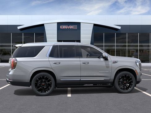 New 2026 GMC Yukon Denali w/ Denali Reserve Package AWD/4WD image 5