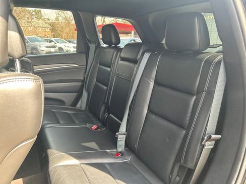 Used 2017 Jeep Grand Cherokee Limited image 26