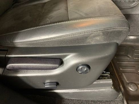 Used 2021 Dodge Durango GT image 25