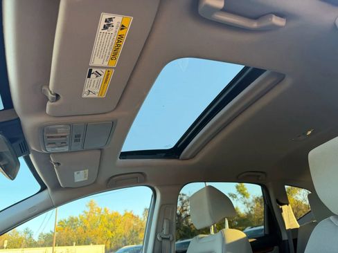 Used 2017 Honda CR-V EX image 30