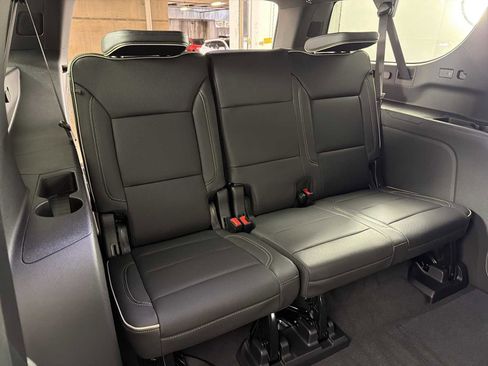 New 2026 GMC Yukon XL Elevation image 13
