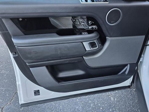 Used 2020 Land Rover Range Rover HSE image 44