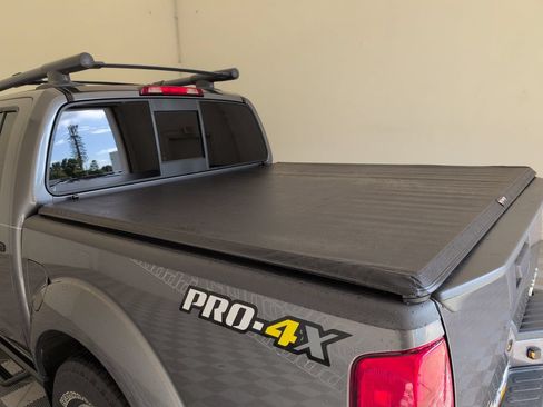 Used 2021 Nissan Frontier PRO-4X w/ Pro-4x Utility Package AWD/4WD image 43