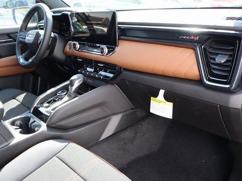 New 2026 GMC Canyon AT4 image 8