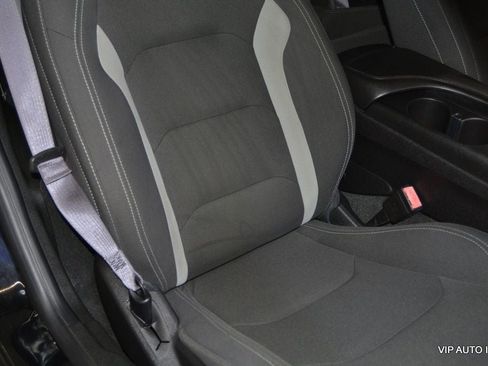 Used 2017 Chevrolet Camaro LT w/ Technology Package RWD image 14