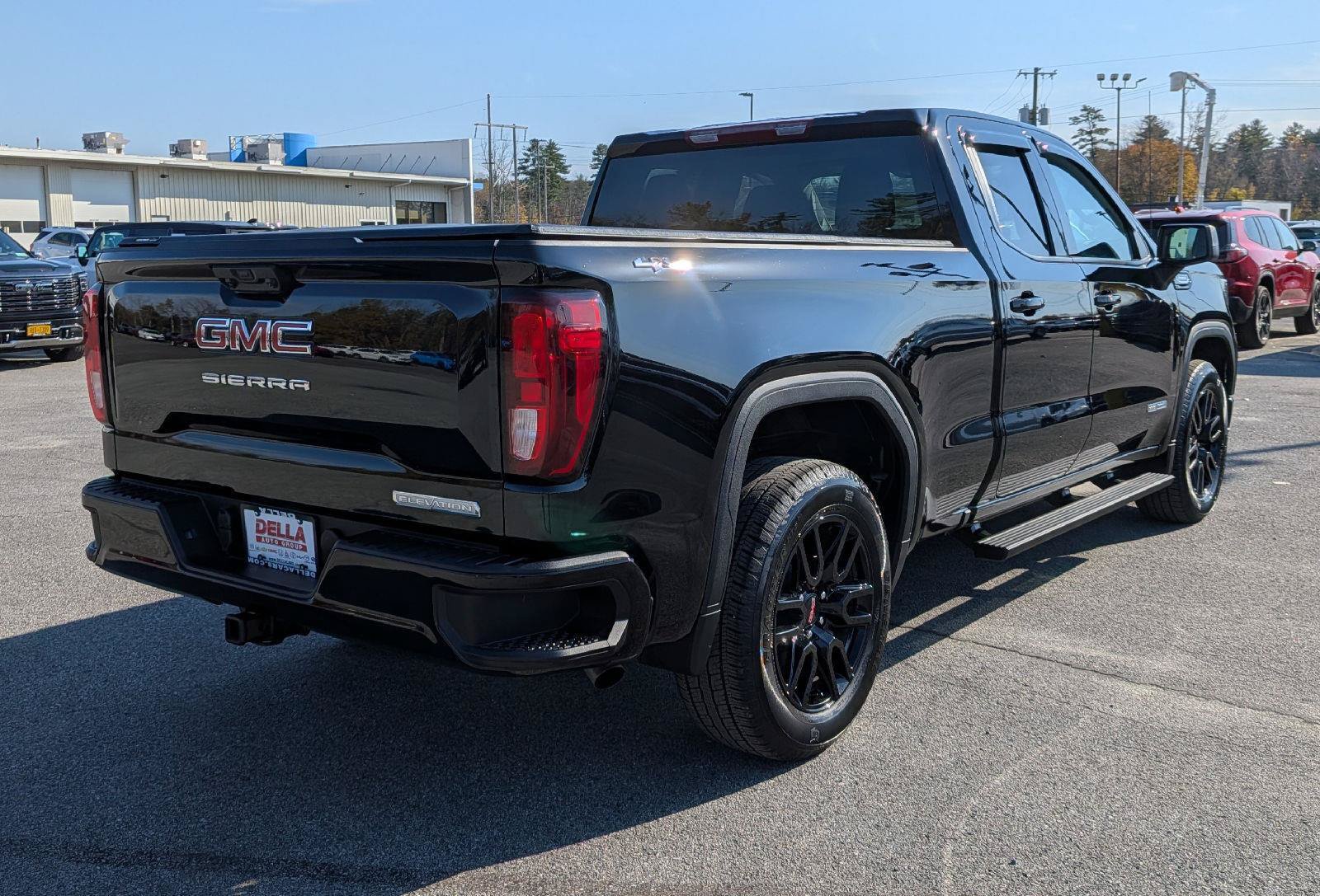 Used 2026 GMC Sierra 1500 Elevation AWD/4WD image 8