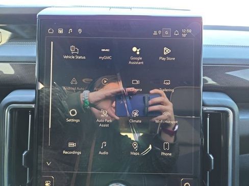 New 2026 GMC Yukon XL Elevation image 25