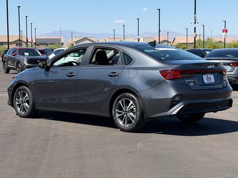 Used 2023 Kia Forte LXS FWD image 3