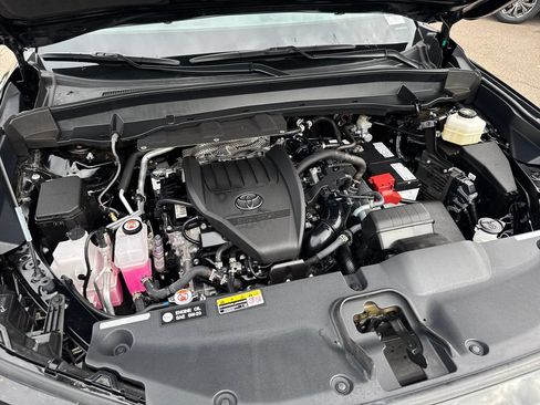 Used 2026 Toyota Grand Highlander AWD image 49