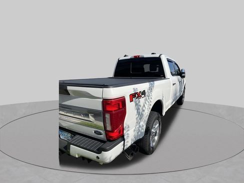 Used 2022 Ford F250 Platinum w/ FX4 Off-Road Package AWD/4WD image 4