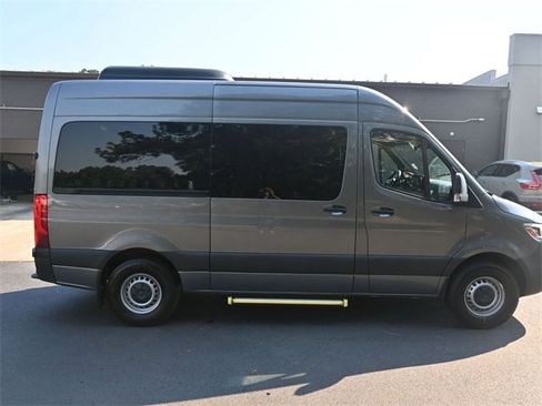 Used 2023 Mercedes-Benz Sprinter 2500 image 3
