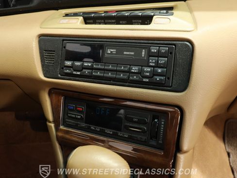 Used 1994 Lincoln Mark VIII image 38