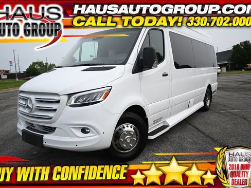 Used 2019 Mercedes-Benz Sprinter 170 image 1
