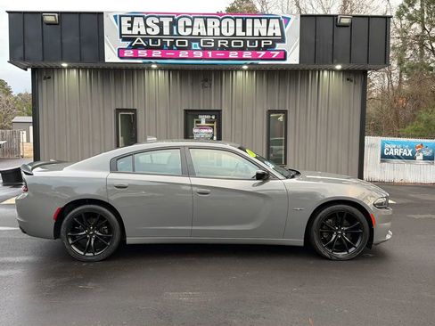 Used 2018 Dodge Charger R/T w/ Plus Group image 1