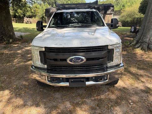 Used 2017 Ford F250 XL w/ Power Equipment Group AWD/4WD image 6