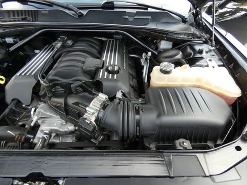 Used 2017 Dodge Challenger R/T Scat Pack w/ Dynamics Package image 73