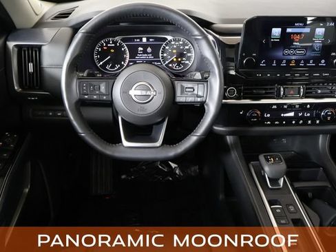 Used 2024 Nissan Pathfinder SL w/ SL Premium Package FWD image 21