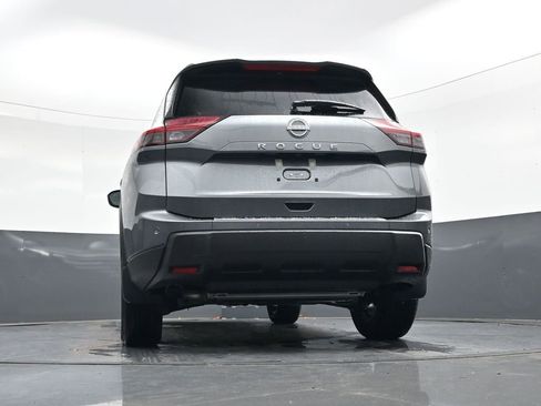 Certified 2026 Nissan Rogue SV w/ Cold Weather Package FWD image 40