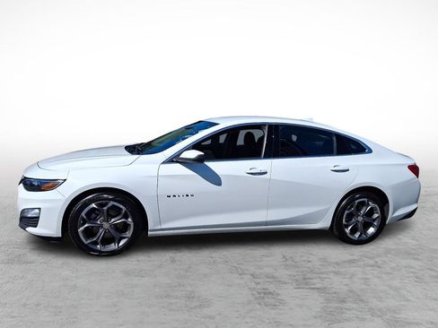Used 2024 Chevrolet Malibu LT FWD image 2