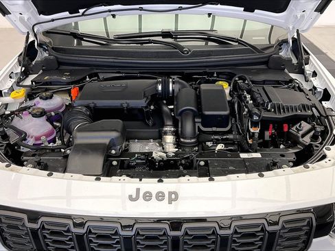 New 2026 Jeep Cherokee Limited AWD/4WD image 18