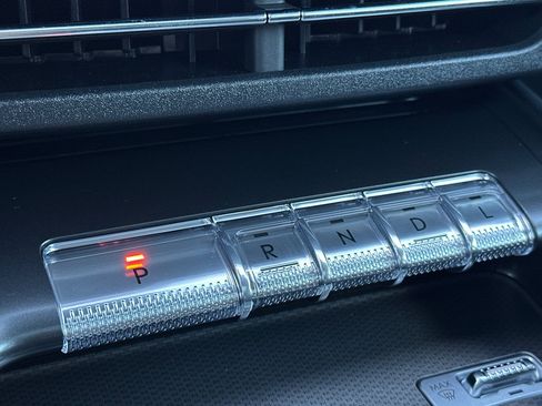 New 2026 Lincoln Nautilus Premier w/ Equipment Group 102A image 21