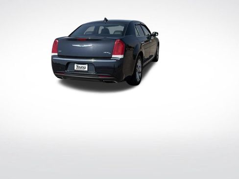 Used 2015 Chrysler 300 C AWD/4WD image 5