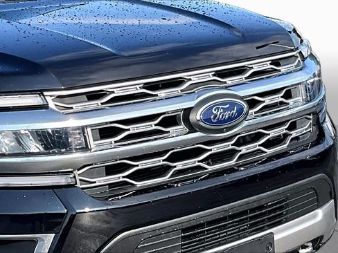 Certified 2023 Ford Expedition Platinum AWD/4WD image 32