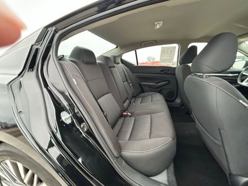 Used 2023 Nissan Altima 2.5 SV image 28