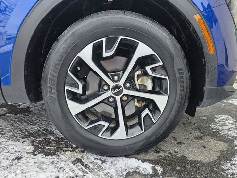 Used 2023 Kia Sportage EX image 32
