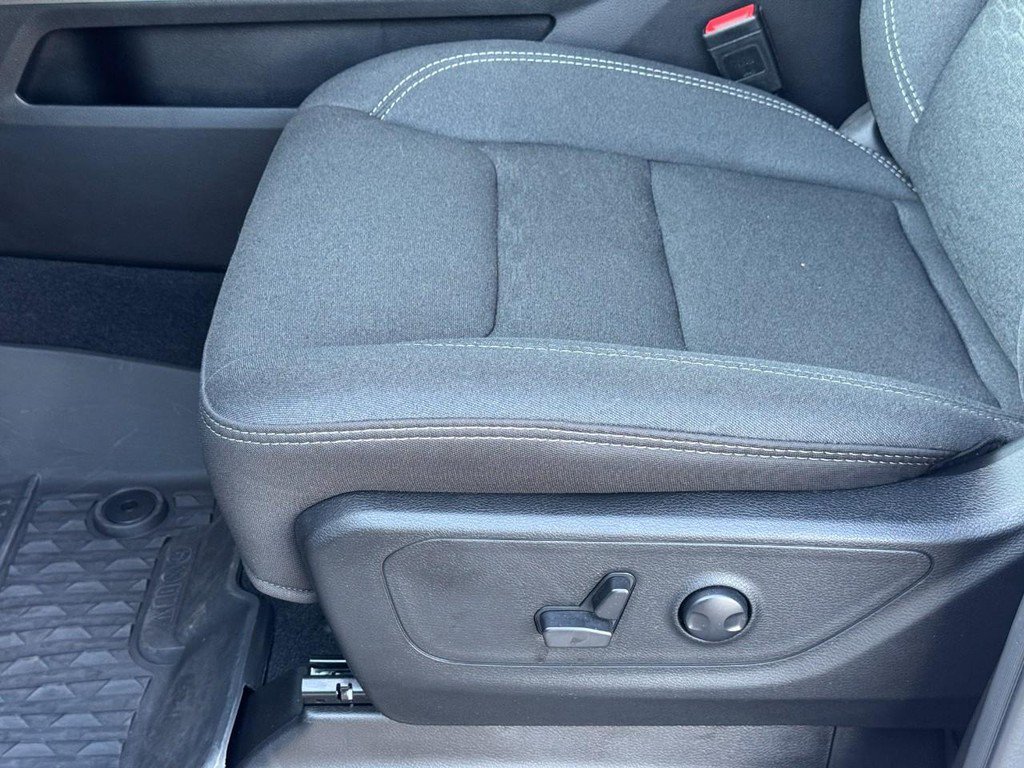 Used 2025 RAM 1500 Big Horn AWD/4WD image 18