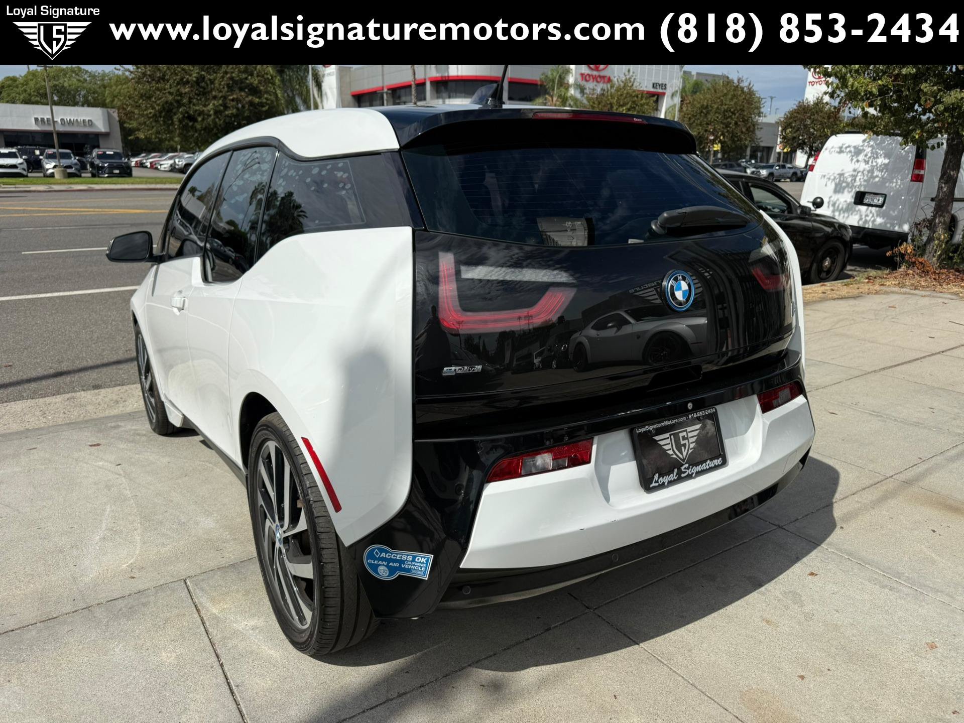 Used 2017 BMW i3 w/ Range Extender RWD image 5