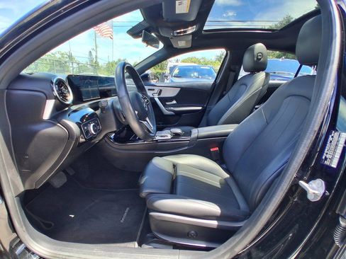 Used 2019 Mercedes-Benz A 220 4MATIC image 14