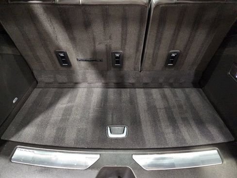 Used 2025 Cadillac Escalade Sport Platinum w/ LPO, ONYX Package AWD/4WD image 45