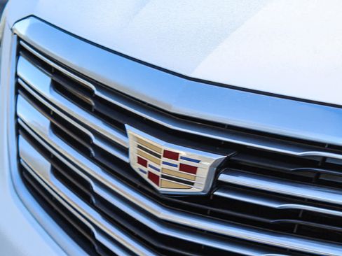 Used 2017 Cadillac XT5 Premium Luxury image 7