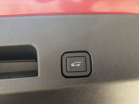 New 2026 Chevrolet Traverse Z71 w/ Driver Confidence Package image 15