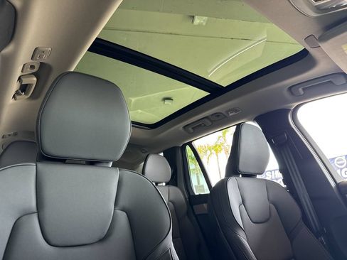 New 2026 Volvo XC90 T8 Plus AWD/4WD image 17