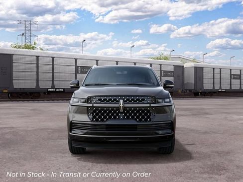 New 2027 Lincoln Navigator Black Label AWD/4WD image 3