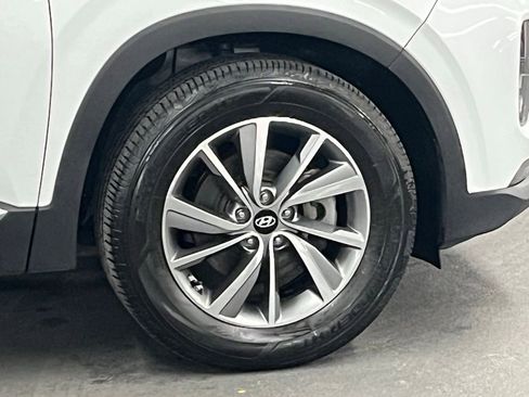 Used 2019 Hyundai Santa Fe SEL image 37