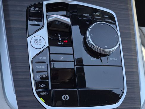 New 2026 BMW X5 xDrive40i w/ Climate Comfort Package image 14