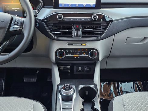 Used 2024 Ford Escape Active image 24