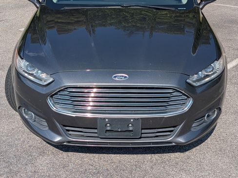 Used 2015 Ford Fusion Energi SE FWD image 9