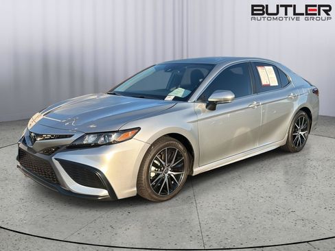 Certified 2024 Toyota Camry SE FWD image 2
