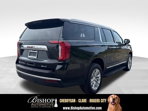 Used 2024 GMC Yukon XL SLT AWD/4WD image 13